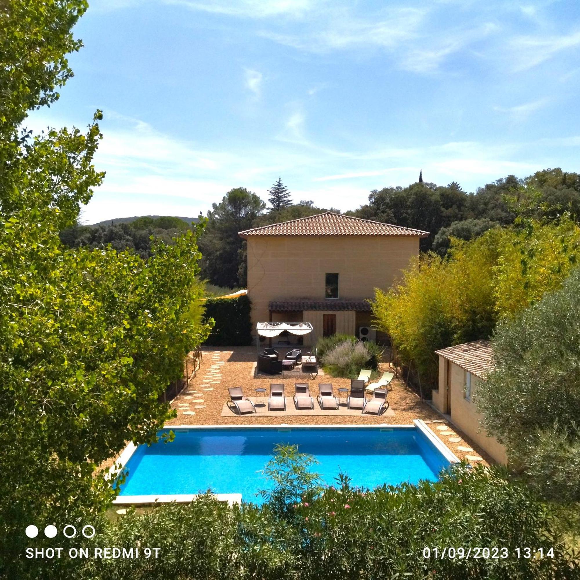 Villa La Charmeuse Fleurie Collias Exterior foto
